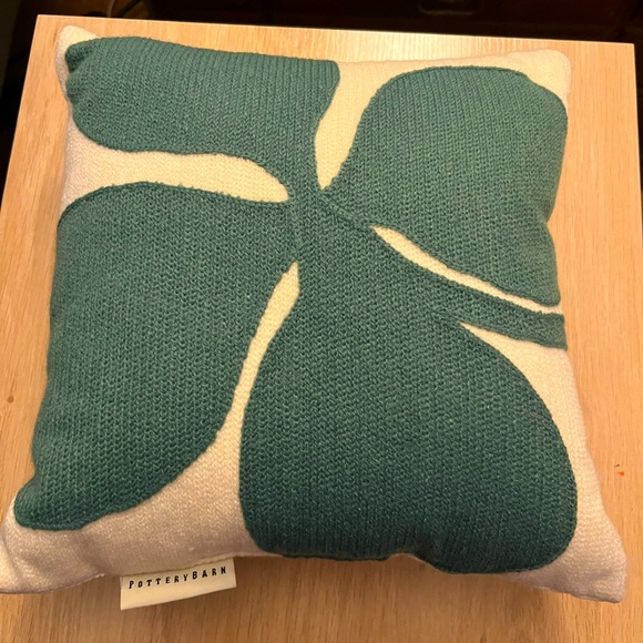 Pottery Barn Green and Cream Leaf Pattern Embroidered Pillow - Picture 1 of 5